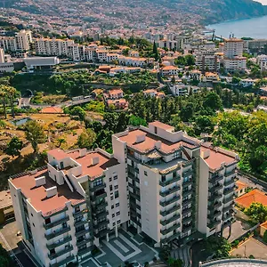 https://condo-magnolia.madeira-islandshotels.com